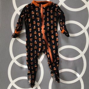 Kickee pants footies